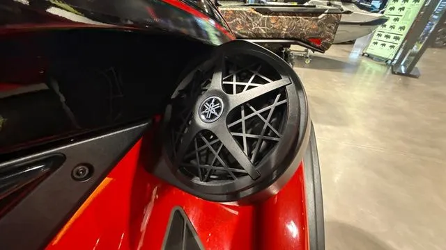 Slide: The Image of Yamaha FX Cruiser HO 2026 - 10