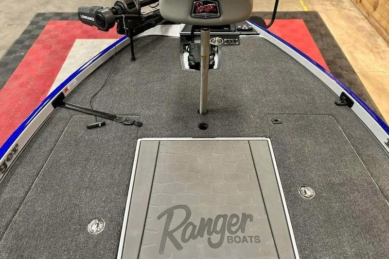 Slide: The Image of 2026 Ranger Z520R Ranger Cup Equipped boat deck with Lowrance equipment. - 12