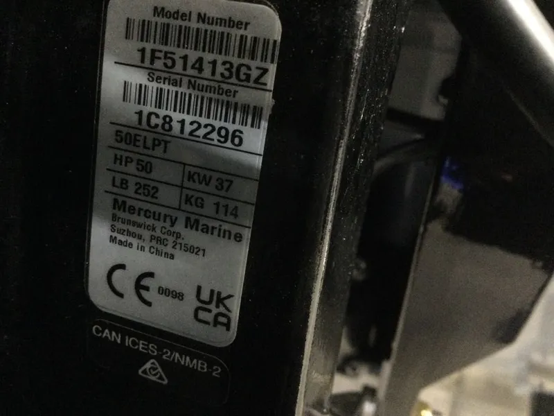 Slide: The Image of Tracker 26CLASSIC CC BLK DOM 50 2026 - 12