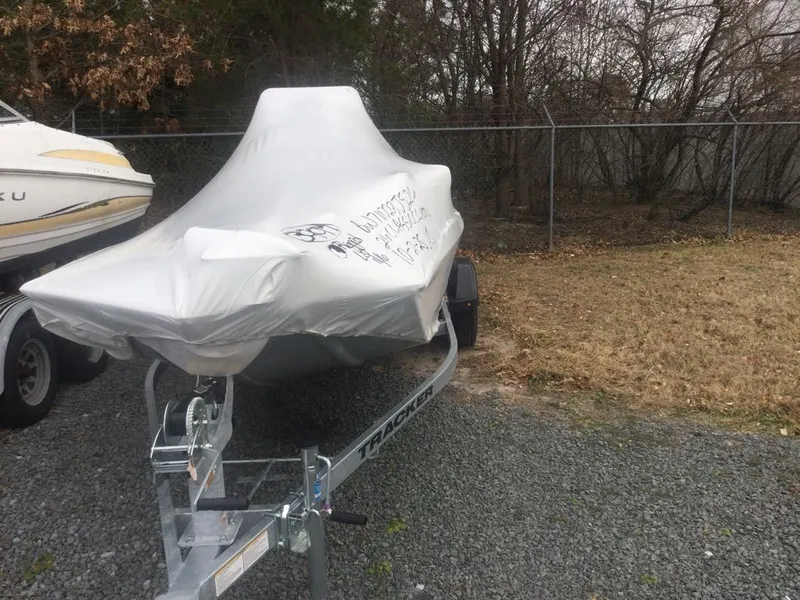 Slide: The Image of Tracker 26CLASSIC CC BLK DOM 50 2026 - 5