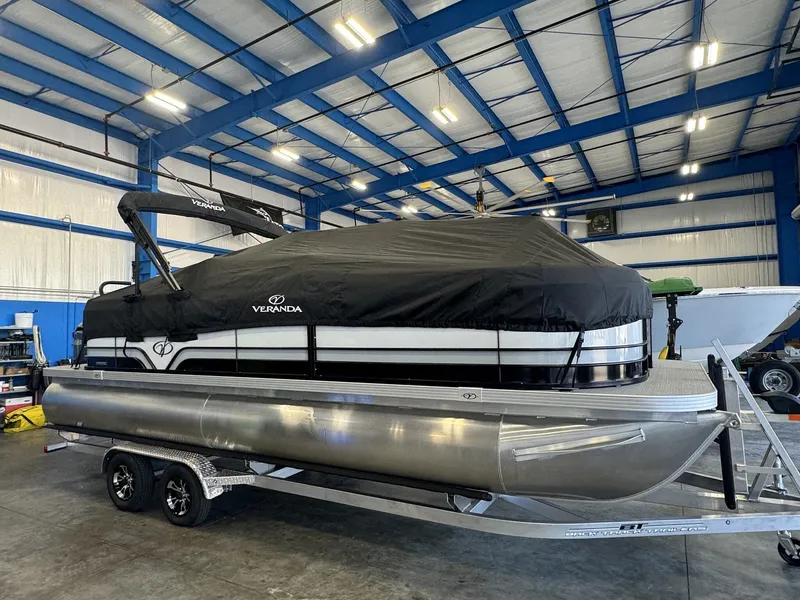 Slide: The Image of Veranda Vista View Series Vista Sport VS22RC 2025 - 11