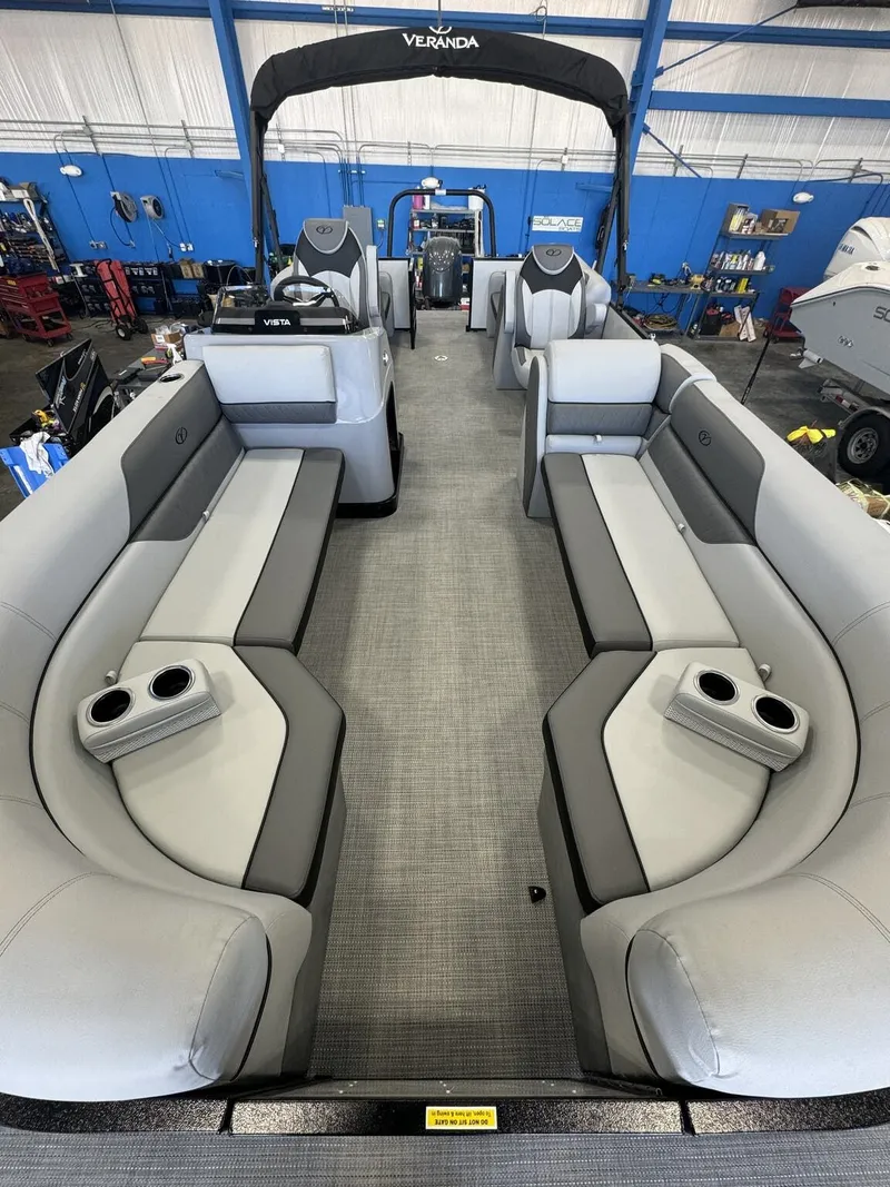 Slide: The Image of Veranda Vista View Series Vista Sport VS22RC 2025 - 4