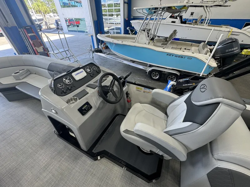 Slide: The Image of Veranda Vista View Series Vista Sport VS22RC 2025 - 6