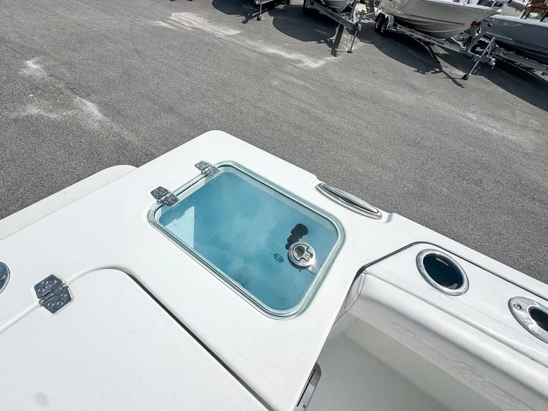 Slide: The Image of Parker Marine 227 Explorer 2026 - 4