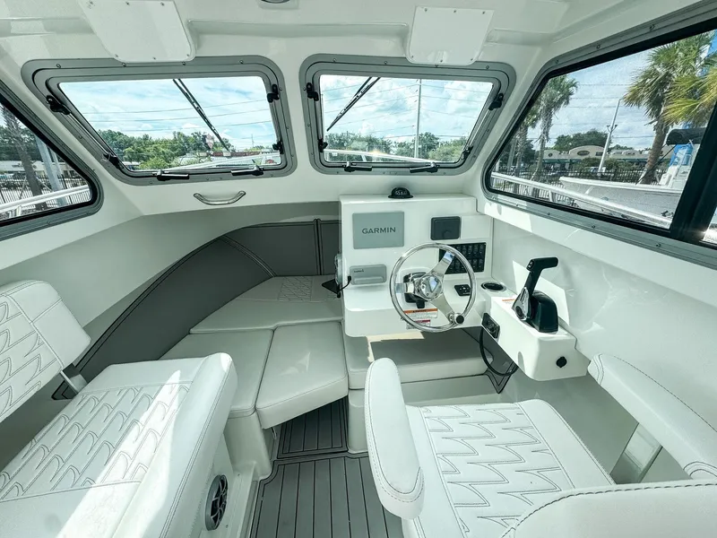 Slide: The Image of Parker Marine 227 Explorer 2026 - 6