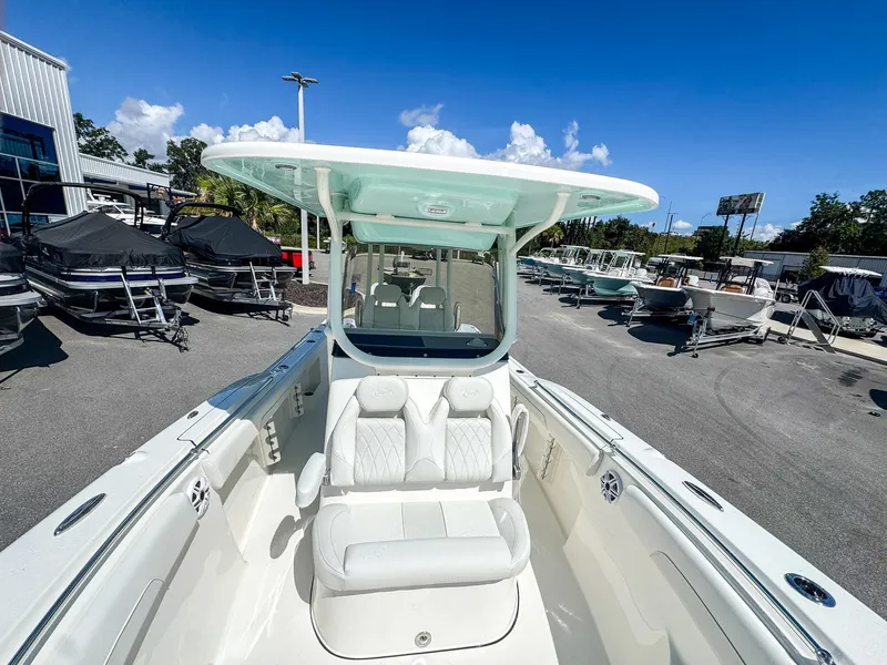 Slide: The Image of Key West 260CC 2026 - 13