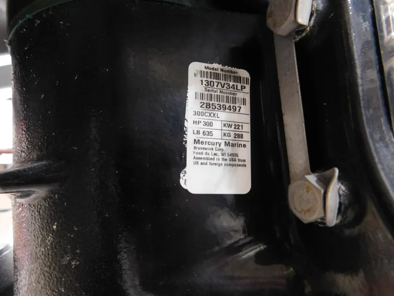 Slide: The Image of Regulator Marine 32 Center Console 2003 - 10