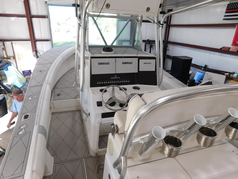 Slide: The Image of Regulator Marine 32 Center Console 2003 - 22