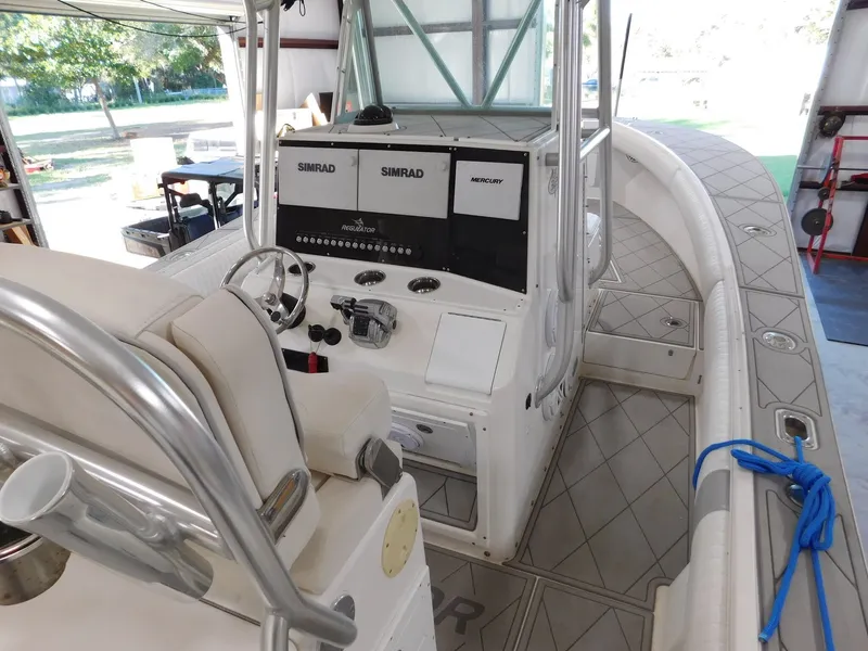 Slide: The Image of Regulator Marine 32 Center Console 2003 - 23