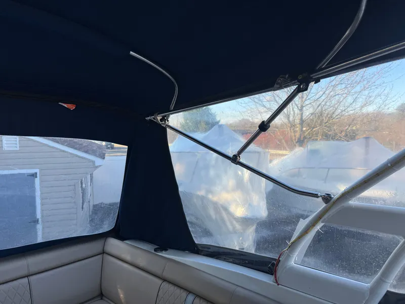 Slide: The Image of Sea Ray SDX 270 2016 - 25