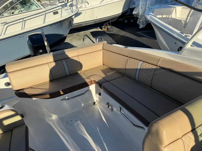 Slide: The Image of Sea Ray SDX 270 2016 - 28