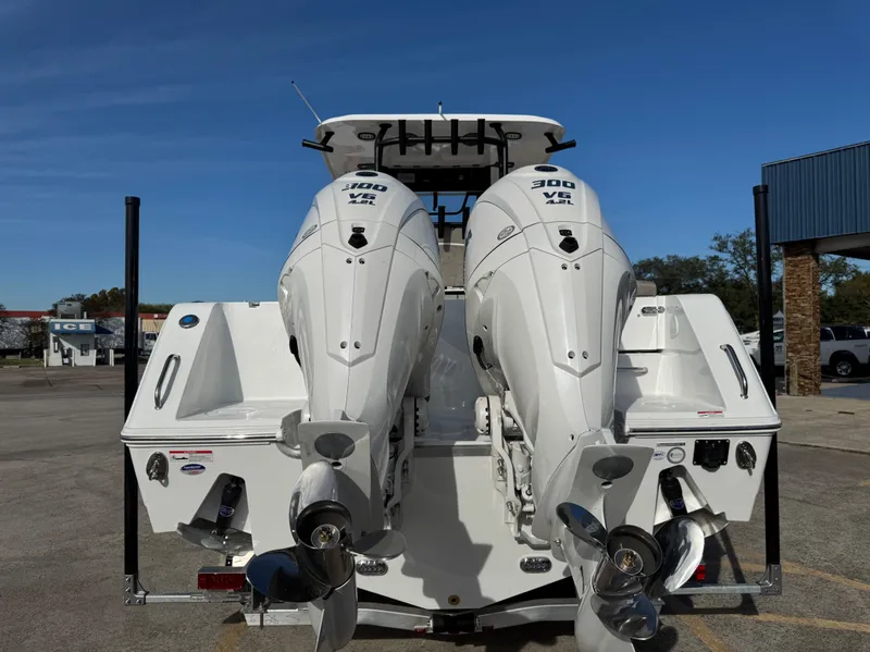 Slide: The Image of Sea Hunt Gamefish 28 Forward Seating 2026 - 5