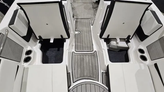 Slide: The Image of Yamaha 222SE 2024 - 21