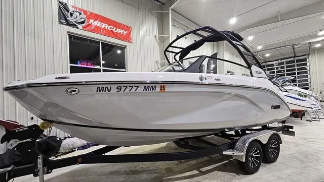 Slide: The Image of Yamaha 222SE 2024 - 1