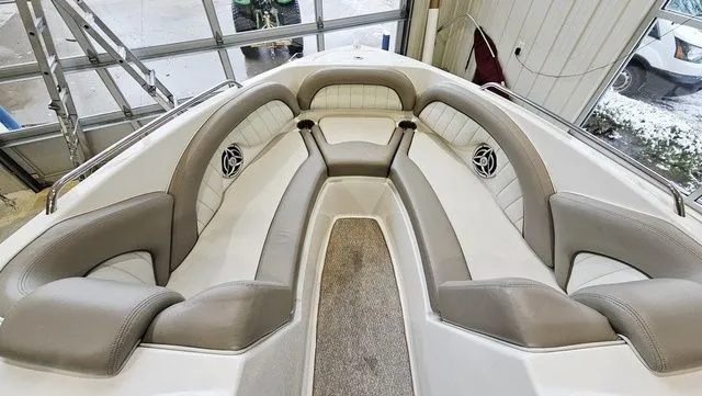 Slide: The Image of Yamaha 232 Limited 2009 - 16