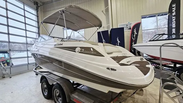 Slide: The Image of Yamaha 232 Limited 2009 - 3