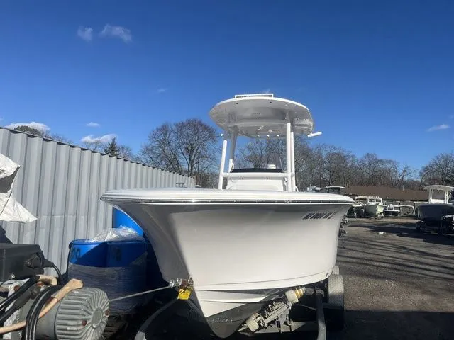 Slide: The Image of Sportsman Heritage 231 Center Console 2022 - 3