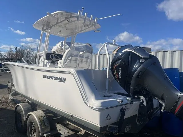 Slide: The Image of Sportsman Heritage 231 Center Console 2022 - 4