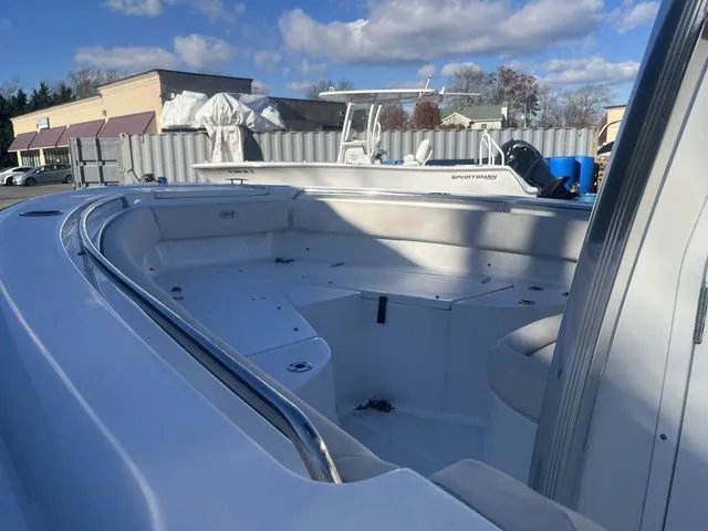 Slide: The Image of Sea Hunt Ultra 219 2024 - 7