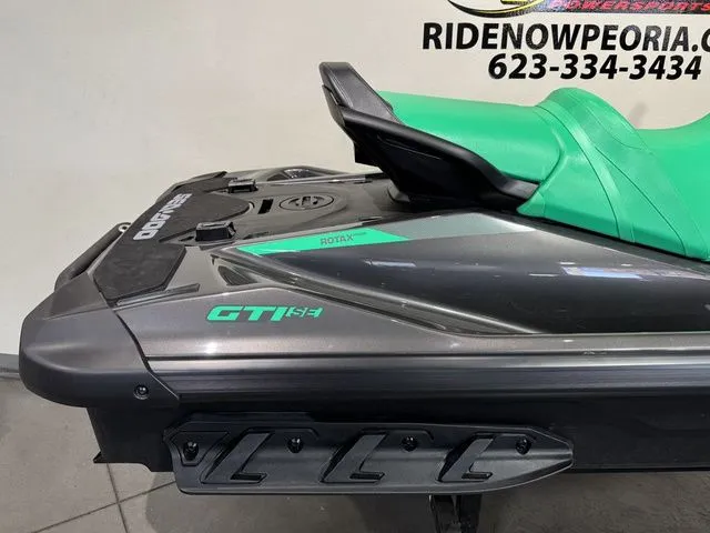 Slide: The Image of Sea-Doo GTI SE 170 2026 - 16
