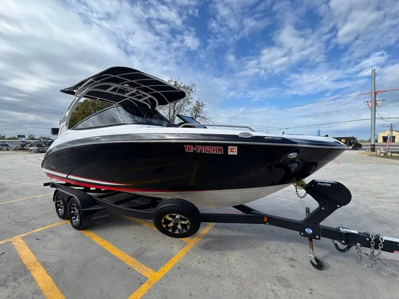 Slide: The Image of Yamaha 242 SE 2020 - 7