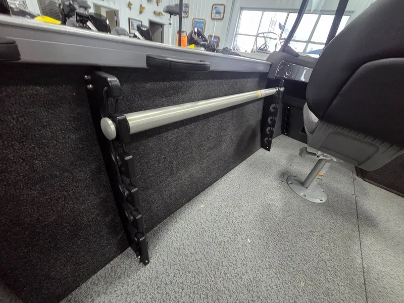 Slide: The Image of Interior of Crestliner 1750 HAWKWT JS boat, year 2026. - 21