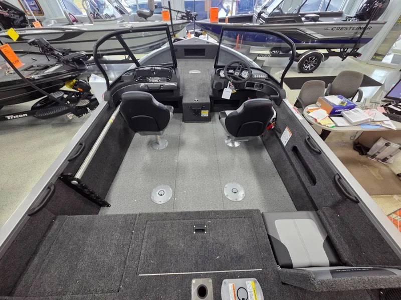 Slide: The Image of Interior view of Crestliner 1750 HAWKWT JS boat, model year 2026. - 22