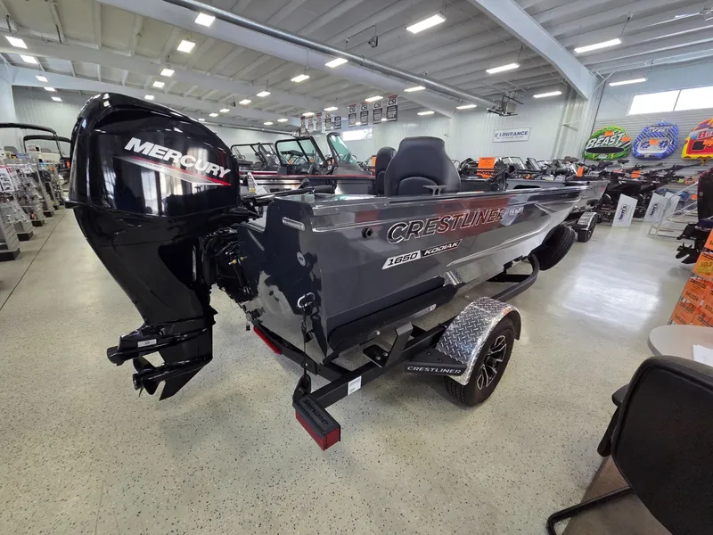 Slide: The Image of Crestliner 1650 Kodiak Tiller 2026 - 3