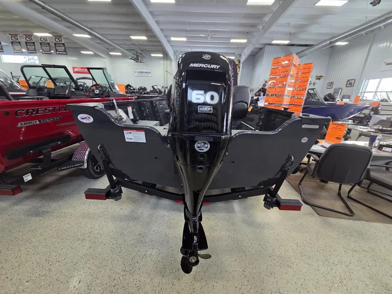 Slide: The Image of Crestliner 1650 Kodiak Tiller 2026 - 4