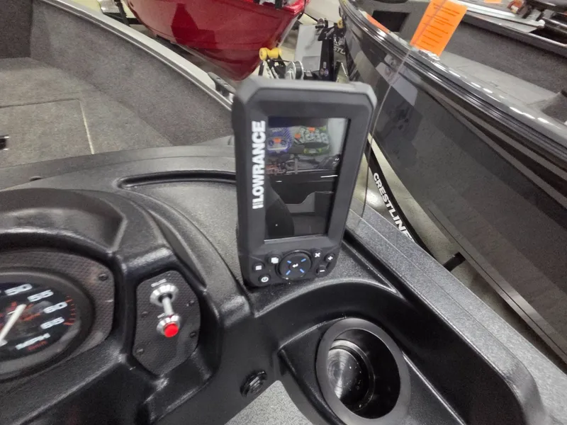 Slide: The Image of Crestliner 1650 Kodiak 2026 - 13