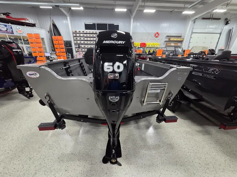 Slide: The Image of Crestliner 1650 Kodiak 2026 - 3