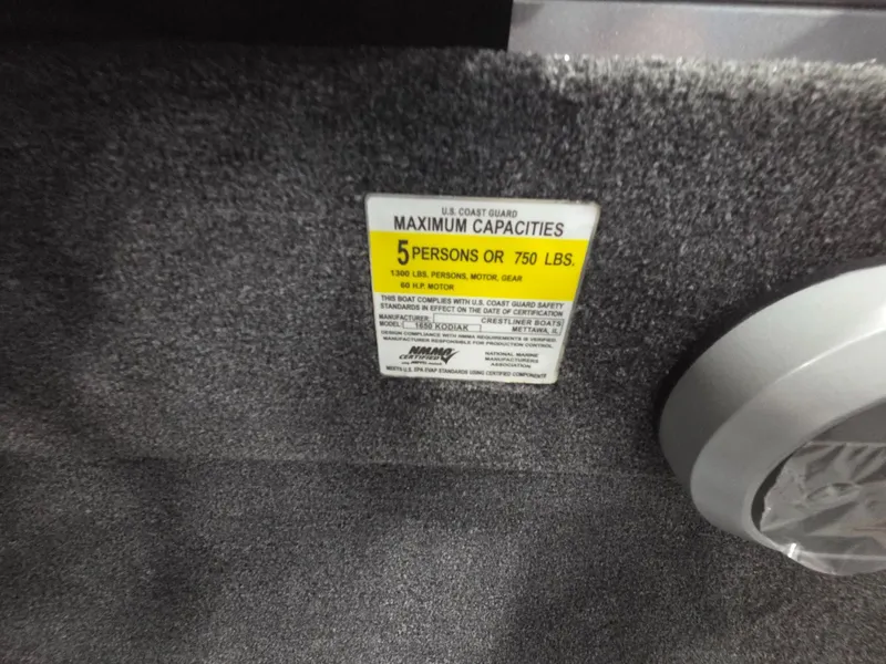 Slide: The Image of Crestliner 1650 Kodiak SC 2026 - 19