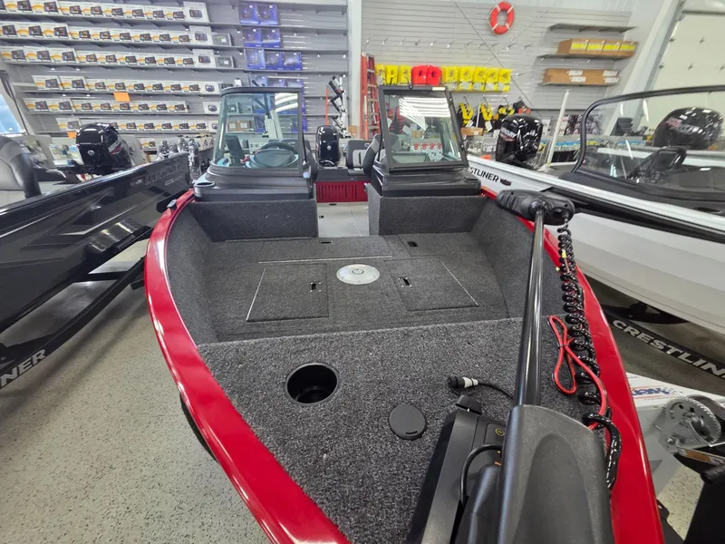 Slide: The Image of Crestliner 1650 Kodiak 2026 - 3