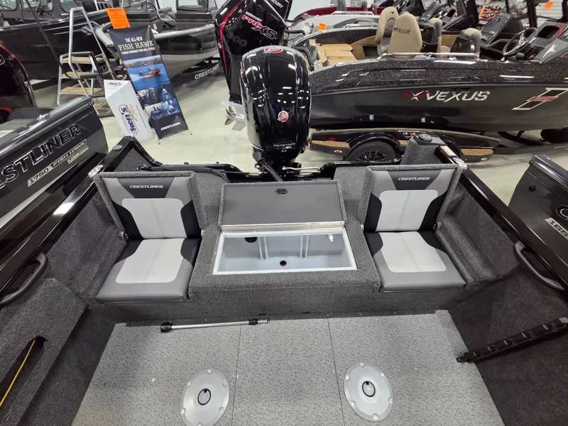 Slide: The Image of Crestliner 1750 Hawk 2026 - 14