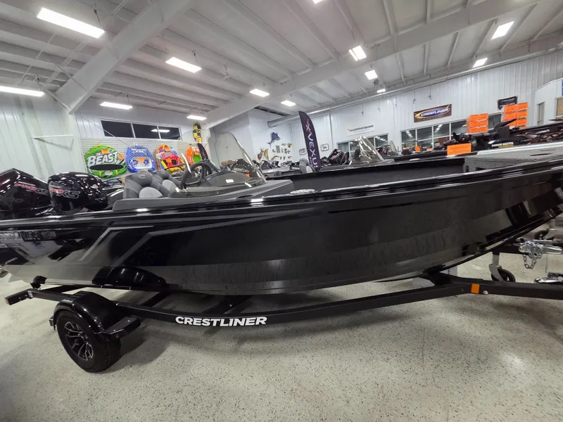 Slide: The Image of Crestliner 1750 Hawk 2026 - 2