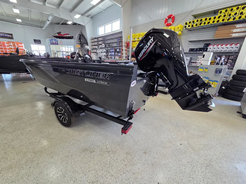 Slide: The Image of Crestliner 1750 Hawk 2026 - 4