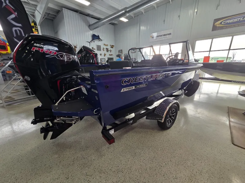 Slide: The Image of Crestliner 1750 Hawk 2026 - 3