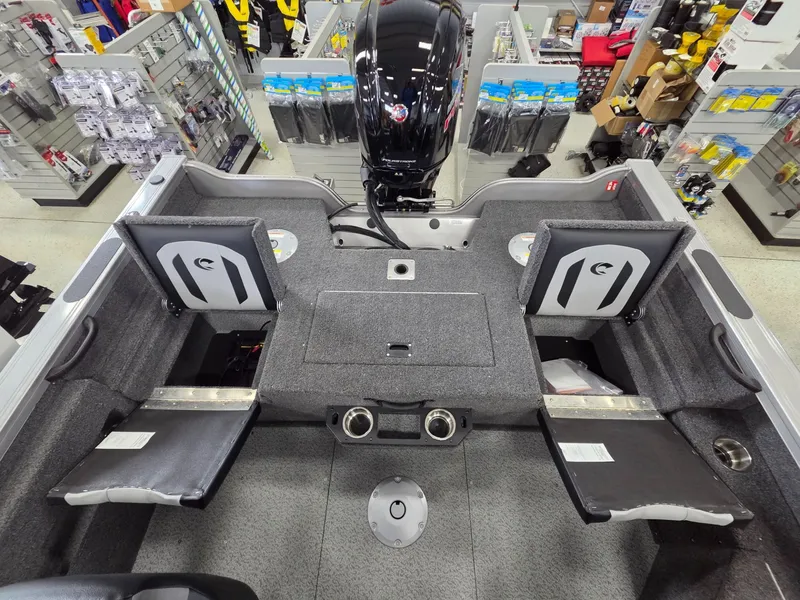 Slide: The Image of Crestliner 1750 Fish Hawk SC JS 2026 - 12