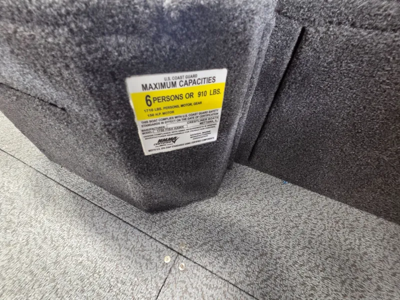 Slide: The Image of Crestliner 1750 Fish Hawk SC JS 2026 - 28