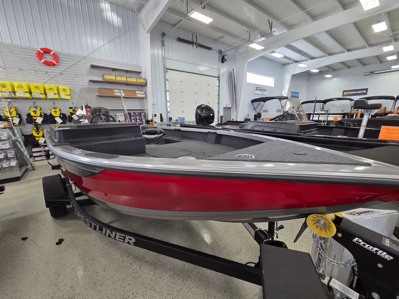 Slide: The Image of Crestliner 1750 Fish Hawk SC JS 2026 - 3