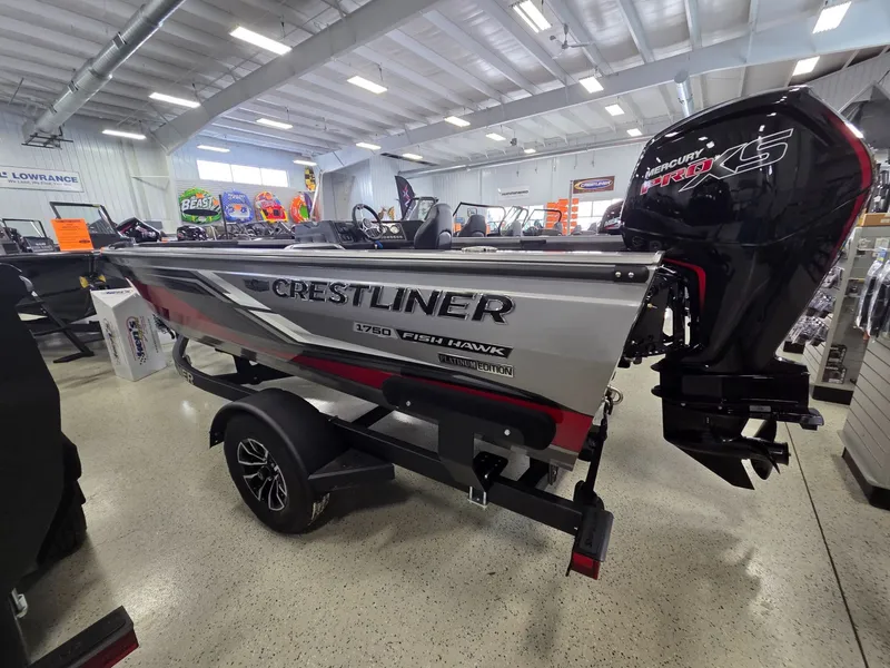 Slide: The Image of Crestliner 1750 Fish Hawk SC JS 2026 - 7