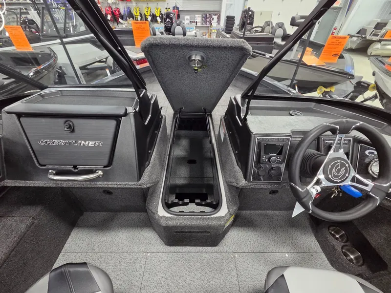 Slide: The Image of Crestliner 1750 Fish Hawk WT JS 2026 - 18