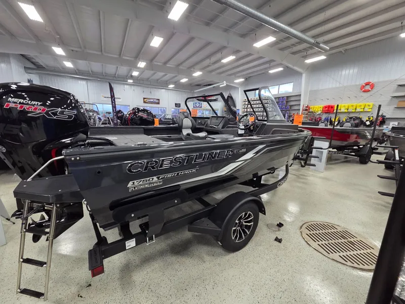 Slide: The Image of Crestliner 1750 Fish Hawk WT JS 2026 - 3