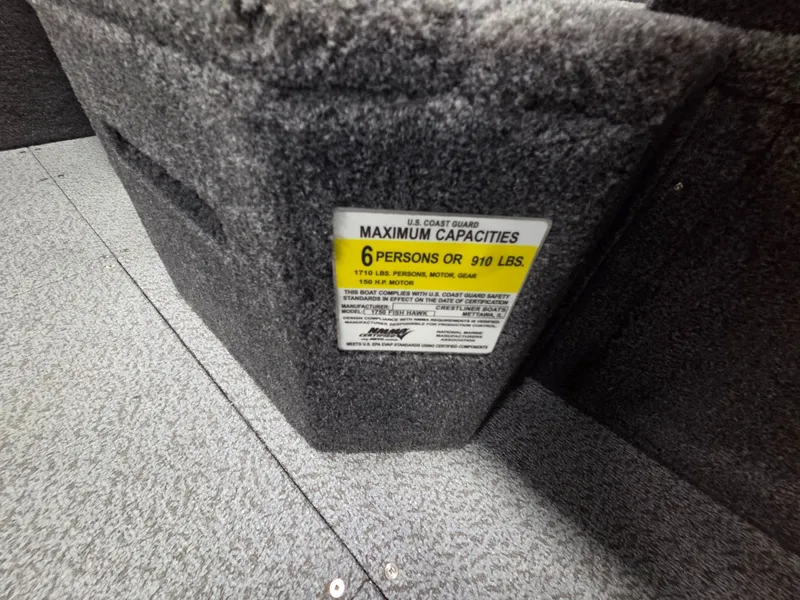 Slide: The Image of Crestliner 1750 Fish Hawk WT JS 2026 - 33