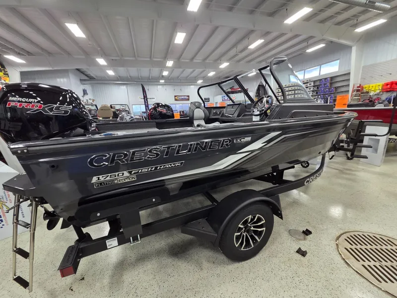 Slide: The Image of Crestliner 1750 Fish Hawk WT JS 2026 - 4