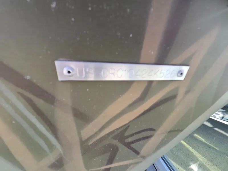 Slide: The Image of Crestliner 1870 RETRIEVER FWD 2026 - 12