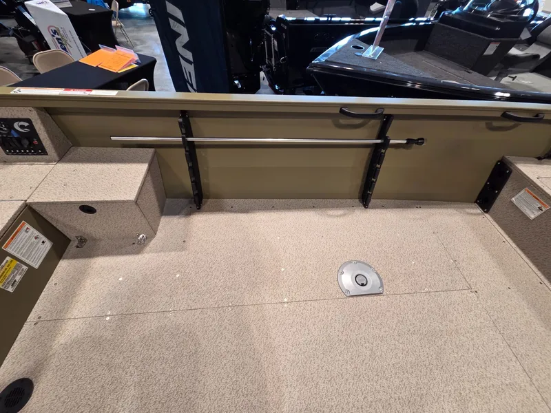 Slide: The Image of Crestliner 1850 Kodiak Tiller 2026 - 13