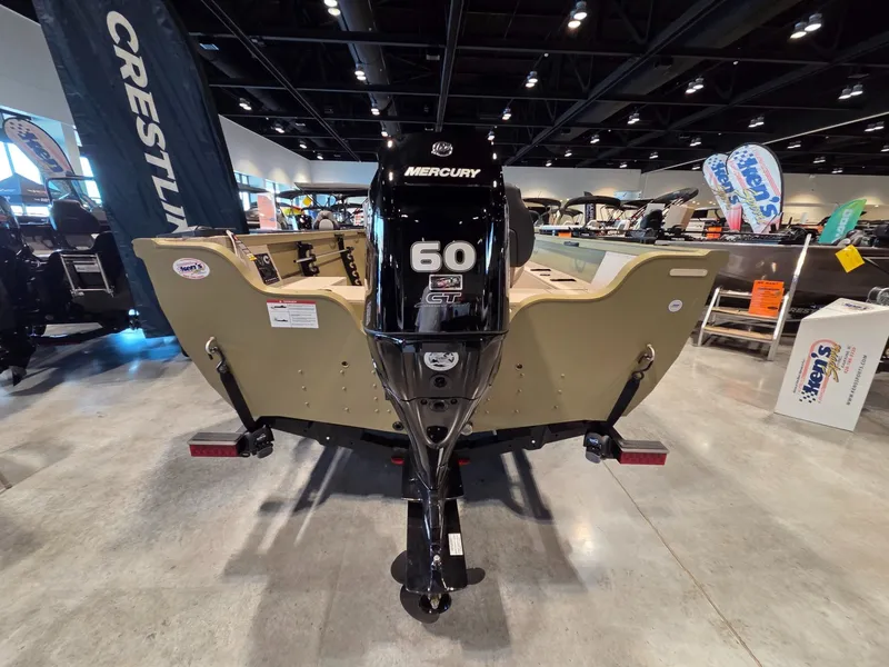 Slide: The Image of Crestliner 1850 Kodiak Tiller 2026 - 4