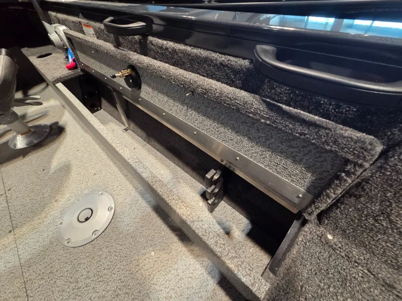 Slide: The Image of Interior of Crestliner 1850 Kodiak SC boat, model year 2026. - 14