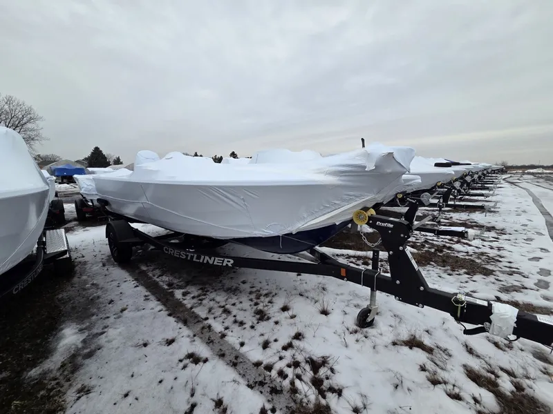 Slide: The Image of Crestliner 1850 Kodiak SC 2026 - 2